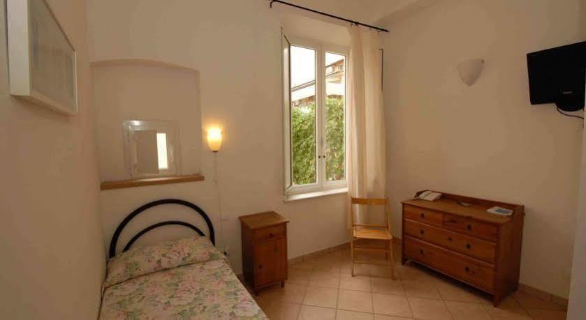 Hotel Luana Viareggio Ngoại thất bức ảnh